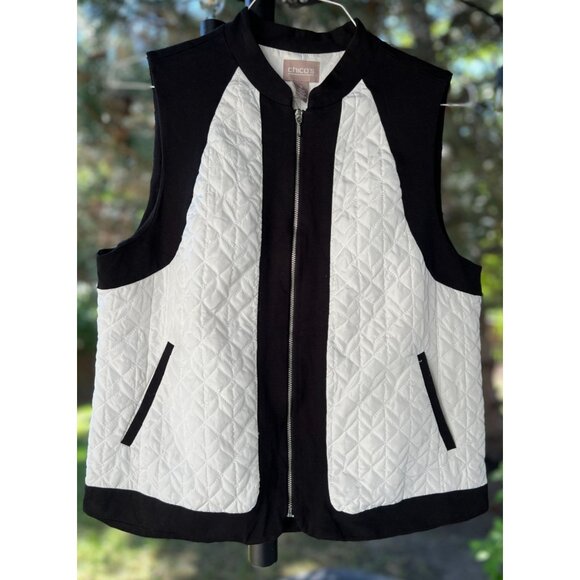 Chicos Quilted Full Zip Front Vest Black White Size 2 Womens Lightweight Jackets - Picture 1 of 12